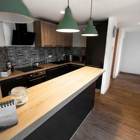 Old Town Luxury In Heart Of Apartment *