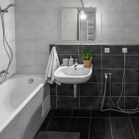Old Town Luxury In Heart Of Apartamento Bratislava